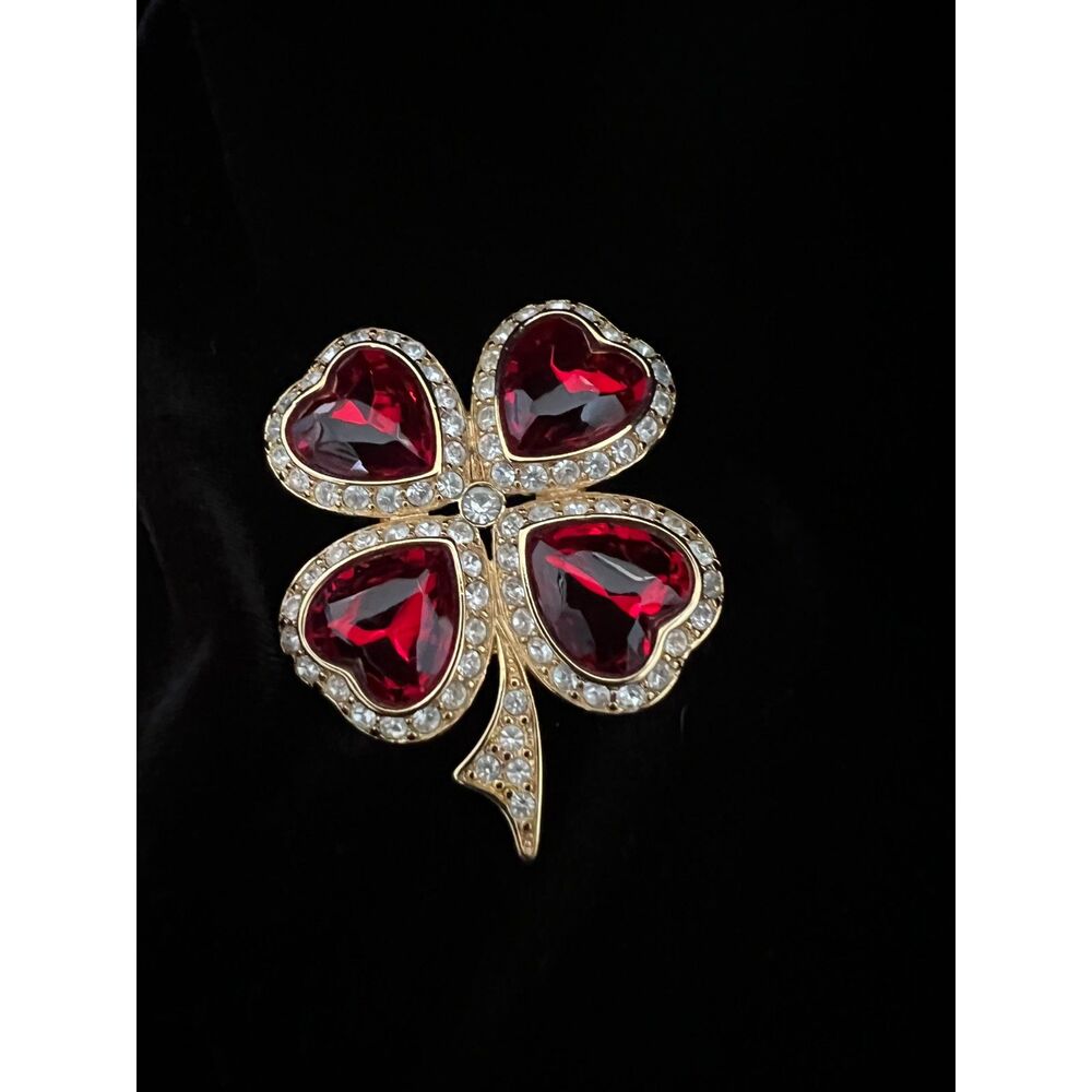 Kenneth Jay Lane KJL Vintage Ruby Red Heart Crystal Shamrock Clover Brooch Pin - Picture 2 of 4